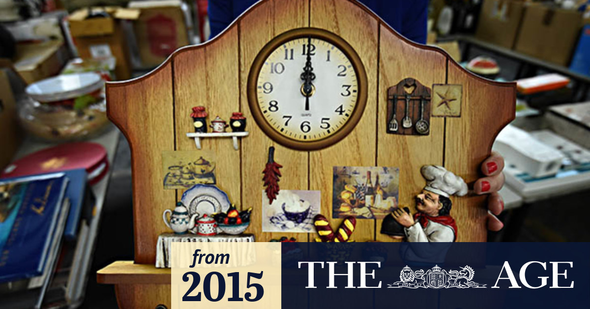 Video Sydney Airport lost property auction